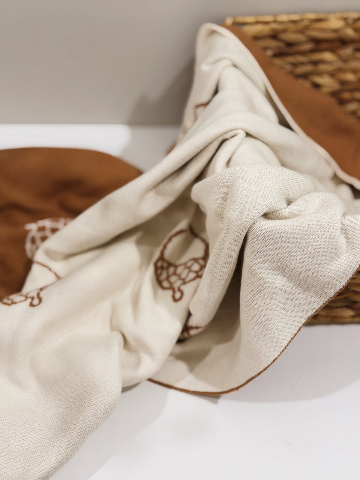 Micu Micu organic cotton reversible knit blanket