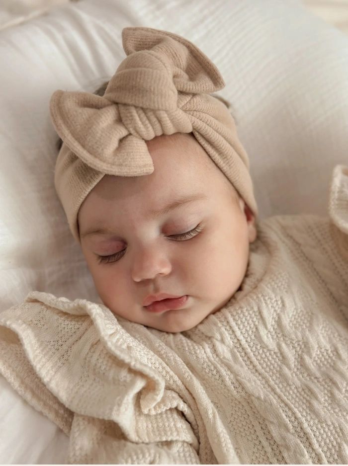 Bow So Cute knit oversized topknot headband