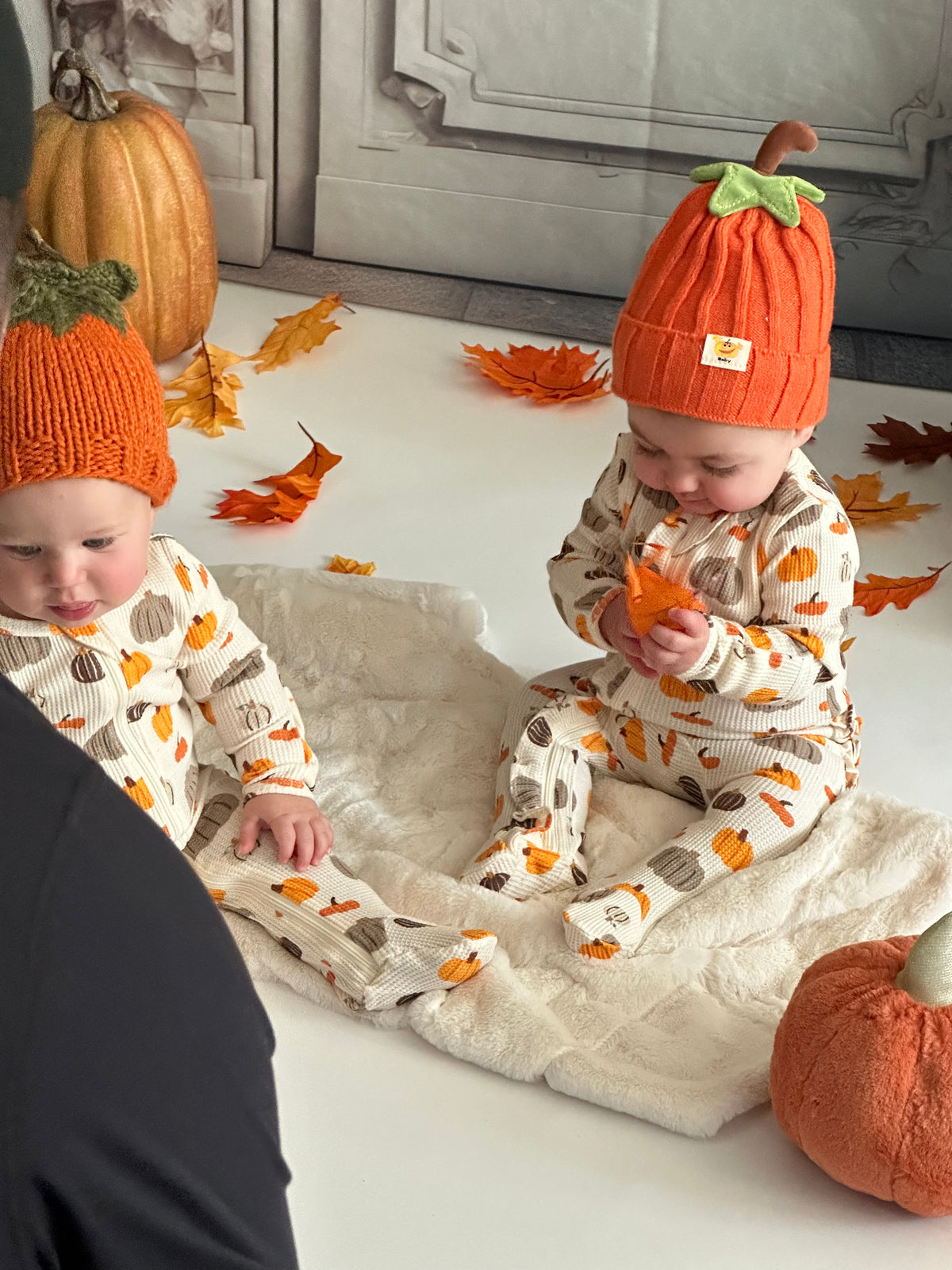 hand knit pumpkin hat