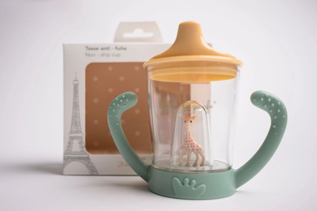 Sofie La Giraffe non-slip cup mascot