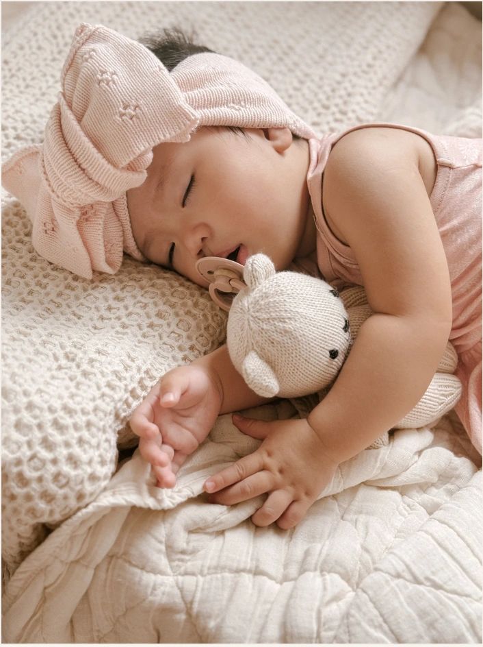 Bow So Cute pointelle oversized bow knit topknot headband